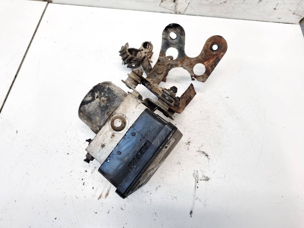 1K0907379Q Volkswagen Touran 2005 ABS Unit (ABS Brake Pump)