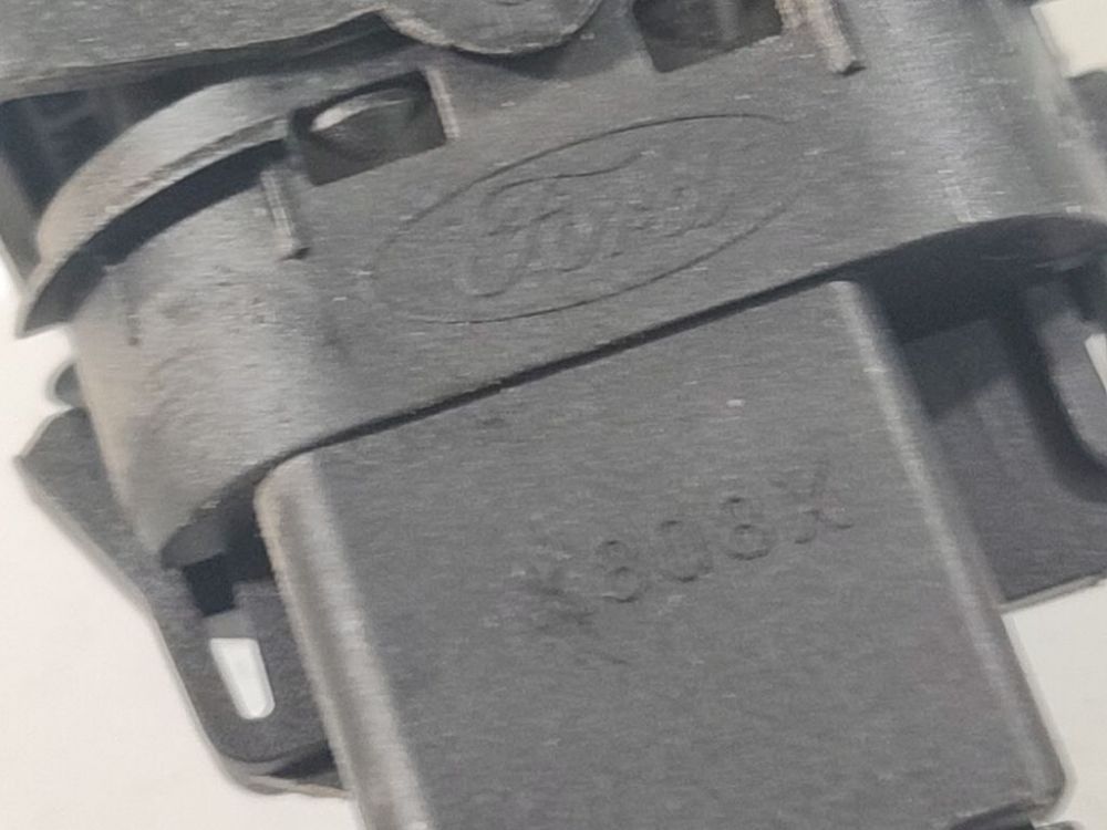 X808X Ford C-MAX 2004 Stiklo valdymo mygtukas (lango pakeliko mygtukai) - Thumbnail 4