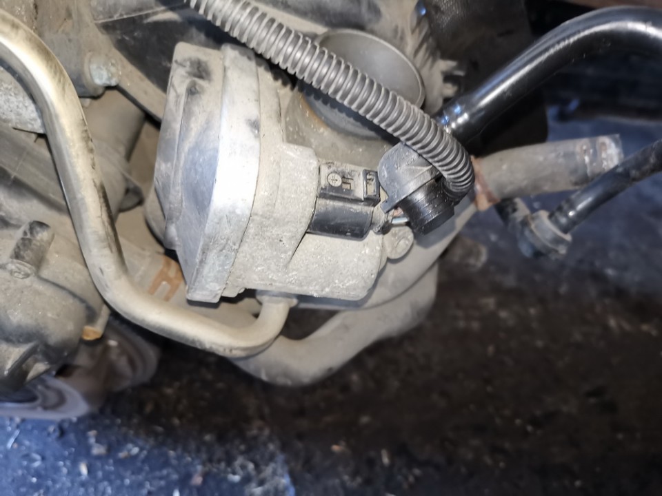 408238321007 Skoda Fabia 2004 Suurella Virtaamalla Varustettu Kaasuläpän - Thumbnail 3