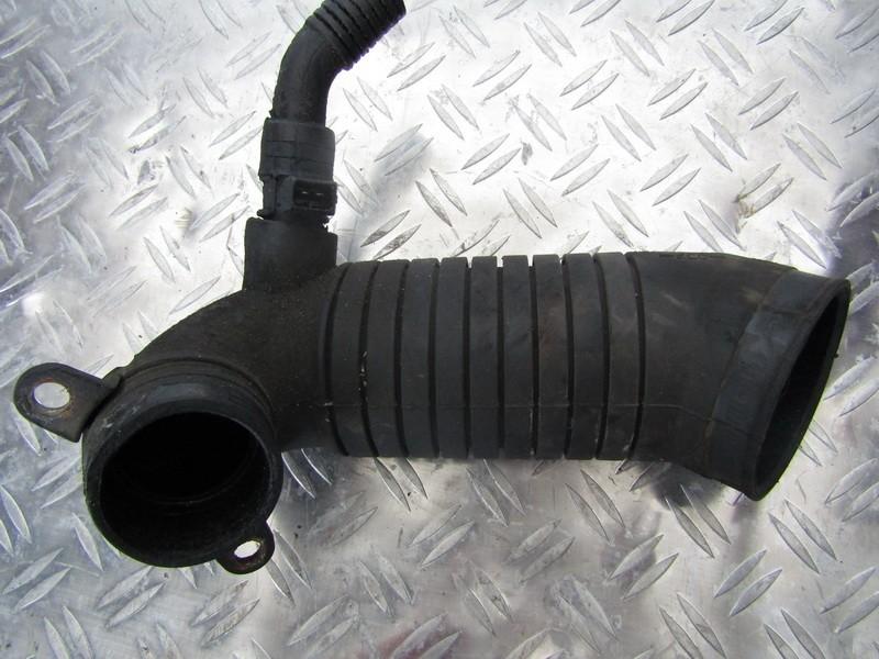 8D0129615J Volkswagen Passat 1998 TURBO INTERCOOLER PIPE HOSE