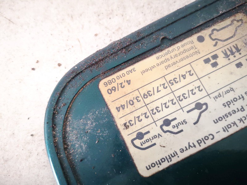 3A0010086 Volkswagen Passat 1996 Kuro bako dangtelis isorinis - Thumbnail 3