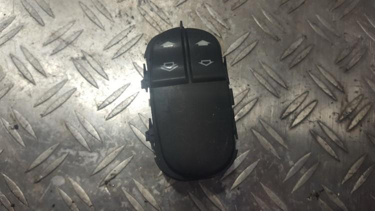03162310 Ford Focus 2002 Power window control (Window Regulator-Window Switch)