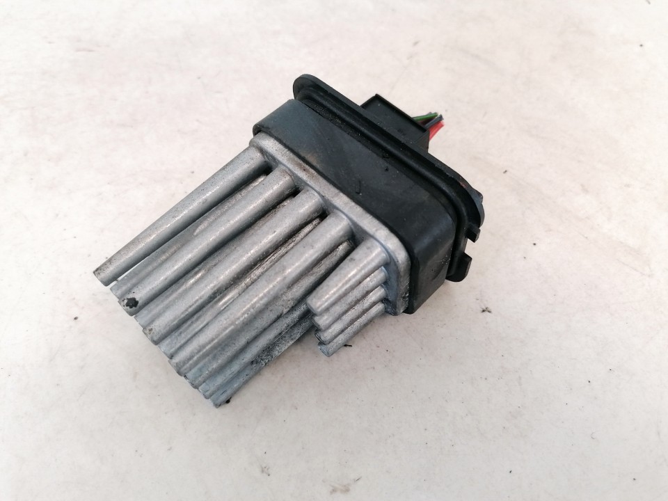 52488536 Opel Astra 2005 Heater Resistor (Heater Blower Motor Resistor)