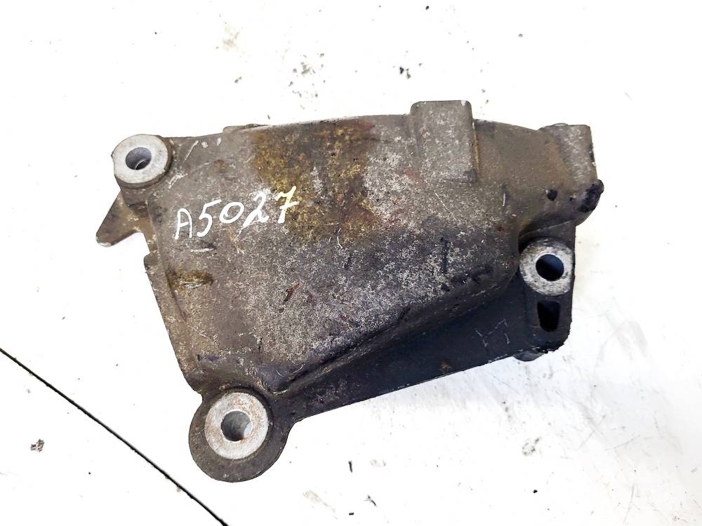 9636977280 Citroen C3 2002 Moottorin kiinnike
