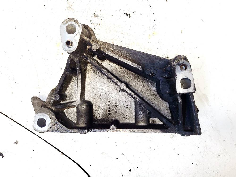 9636977280 Citroen C3 2002 Ātrumkārbas kronšteins - Thumbnail 2