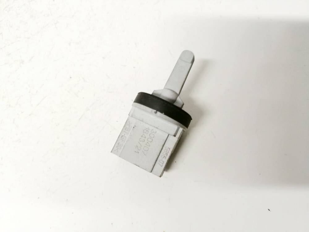 1K0907543A Volkswagen Golf 2006 Intake Air Temperature Sensor (Cabin Air Temperatur)