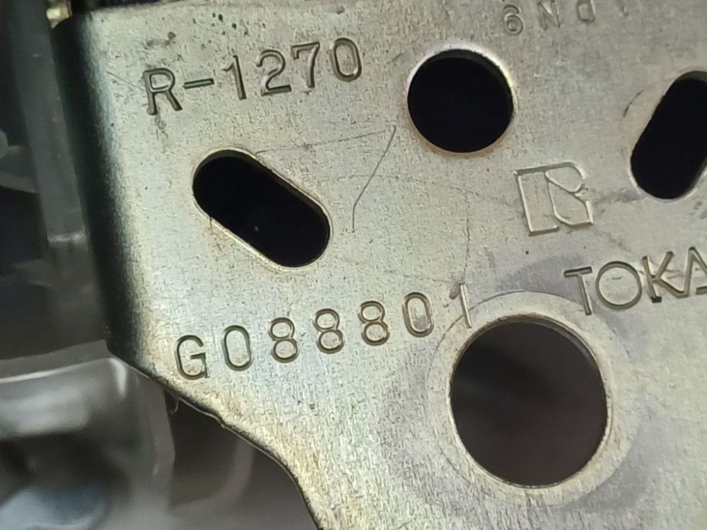 G088801 Toyota Auris 2007 Pas bezpieczeństwa - TYLNE ŚRODEK - Thumbnail 4