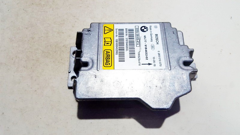 6577918443202 BMW 1-Series 2010 Airbag crash sensors module