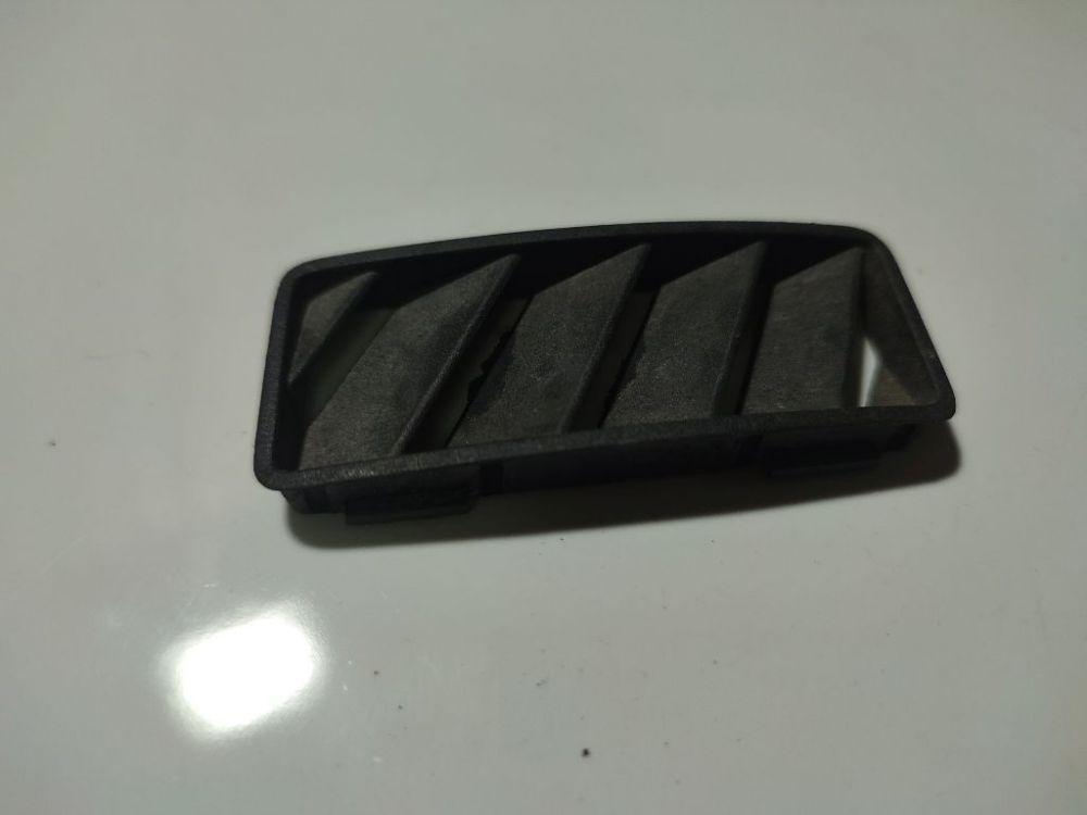 Skoda Octavia 2003 Wloty powietrza do kabiny - Thumbnail 2