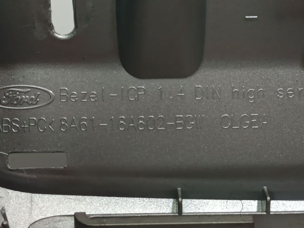 8A6118A802B3W Ford Fiesta 2009 Salona apdare (plastmasas) - Thumbnail 5