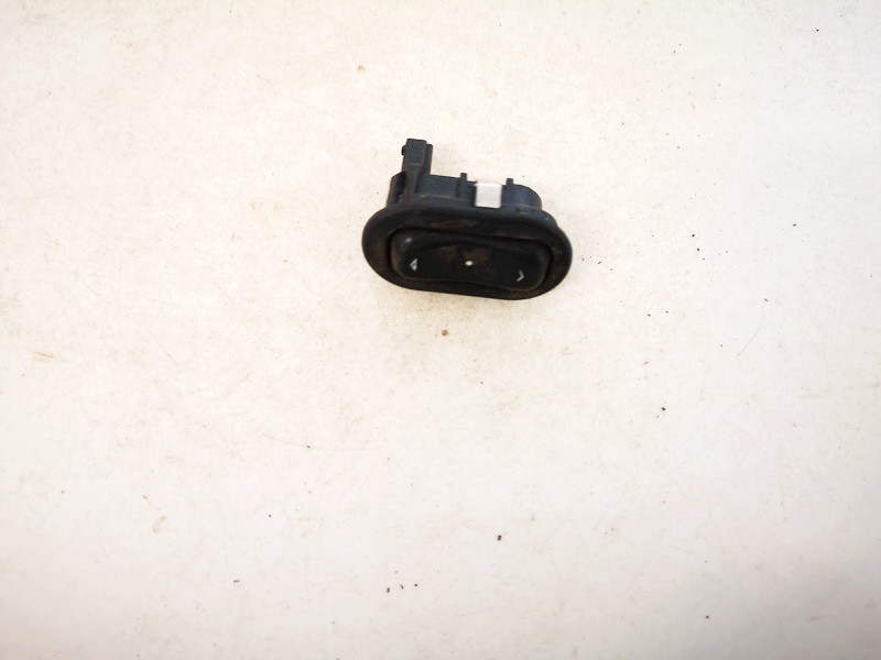 13363100 Opel Astra 2002 Stiklo valdymo mygtukas (lango pakeliko mygtukai)