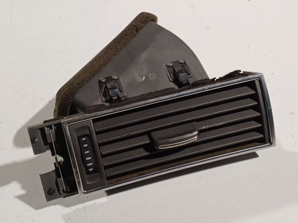 4F1820902B Audi A6 2005 Dash Vent (Air Vent Grille)