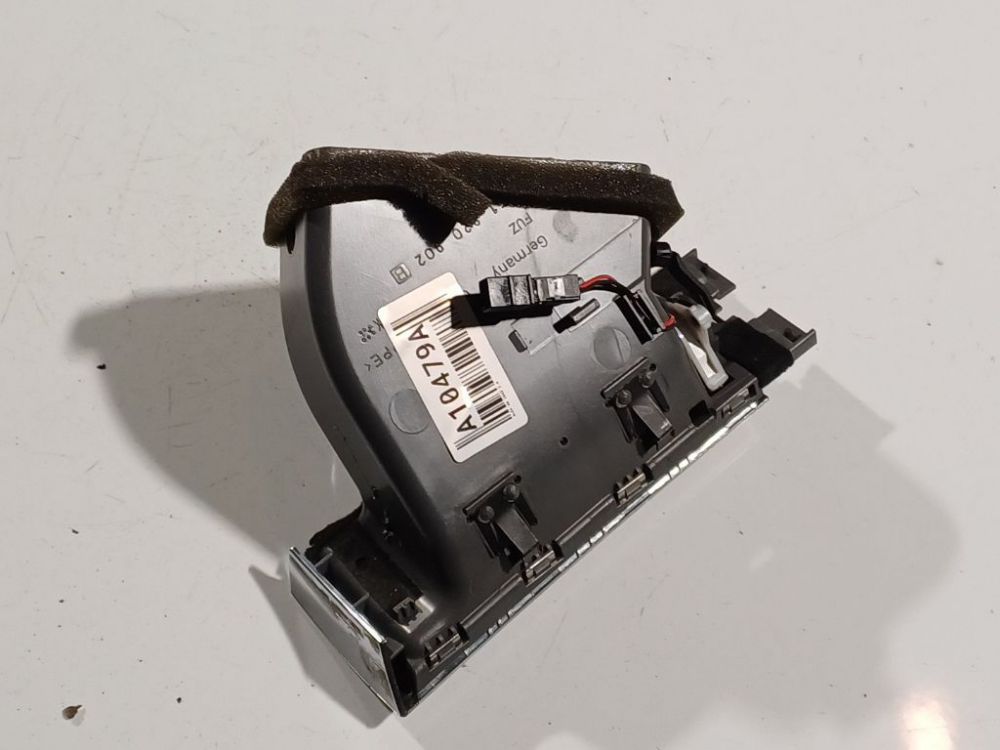 4F1820902B Audi A6 2005 Salono oro groteles - Thumbnail 3