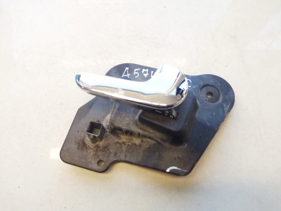 13121861 Opel Meriva 2004 Wewnętrzna klamka drzwi - TYLNE PRAWE