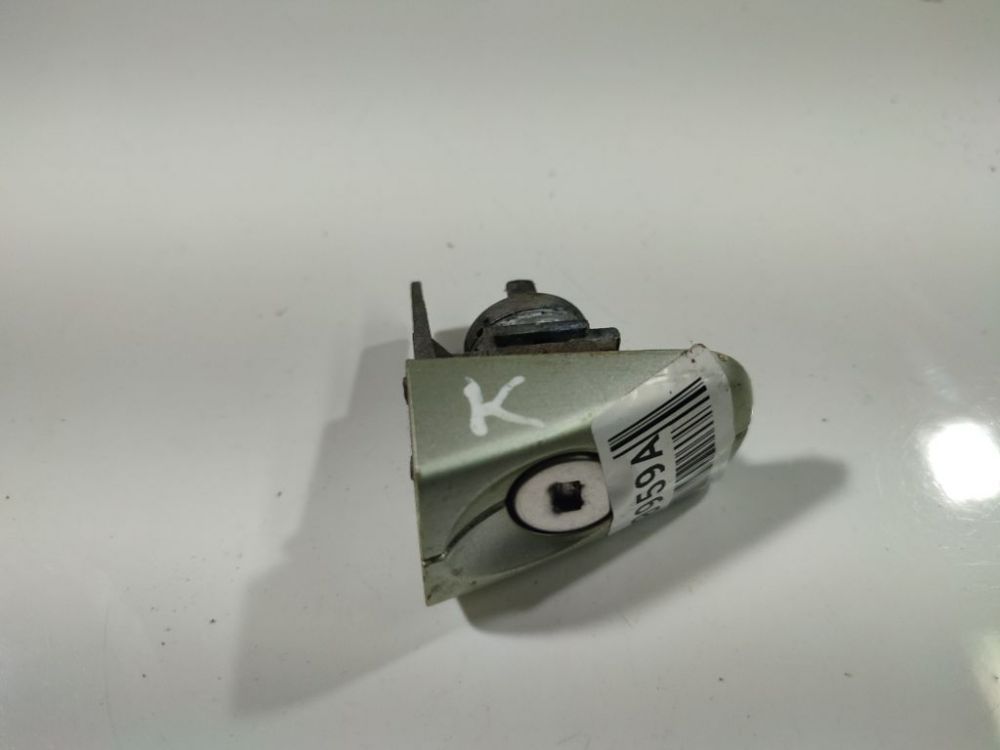 3M5AR21990A Ford C-MAX 2004 Barillet porte avant