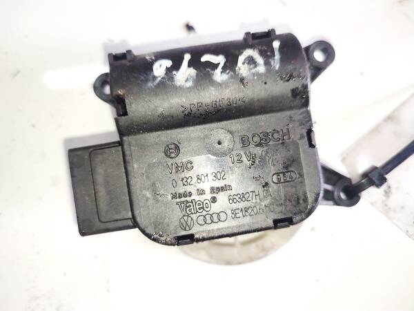 0132801302 Audi A4 2001 Silnik klapki nagrzewnicy - Thumbnail 3