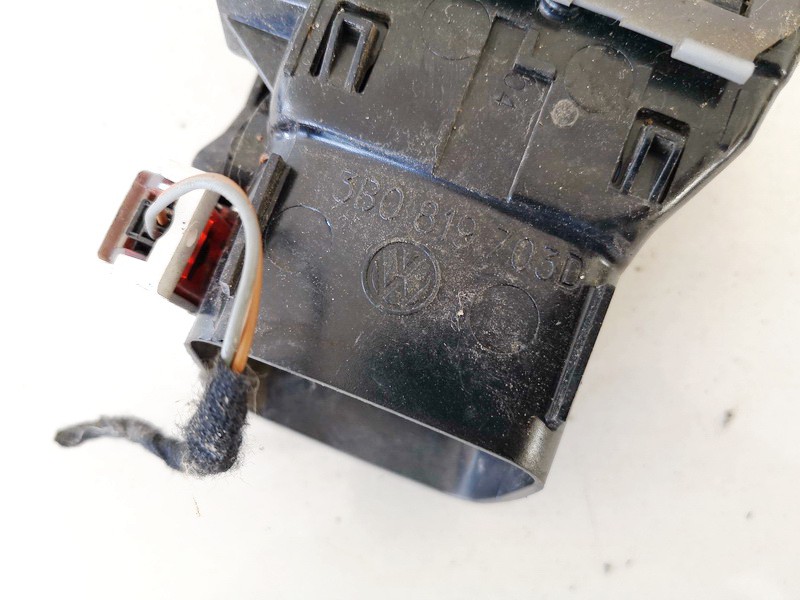 3B0819703D Volkswagen Passat 2000 Dash Vent (Air Vent Grille) - Thumbnail 2