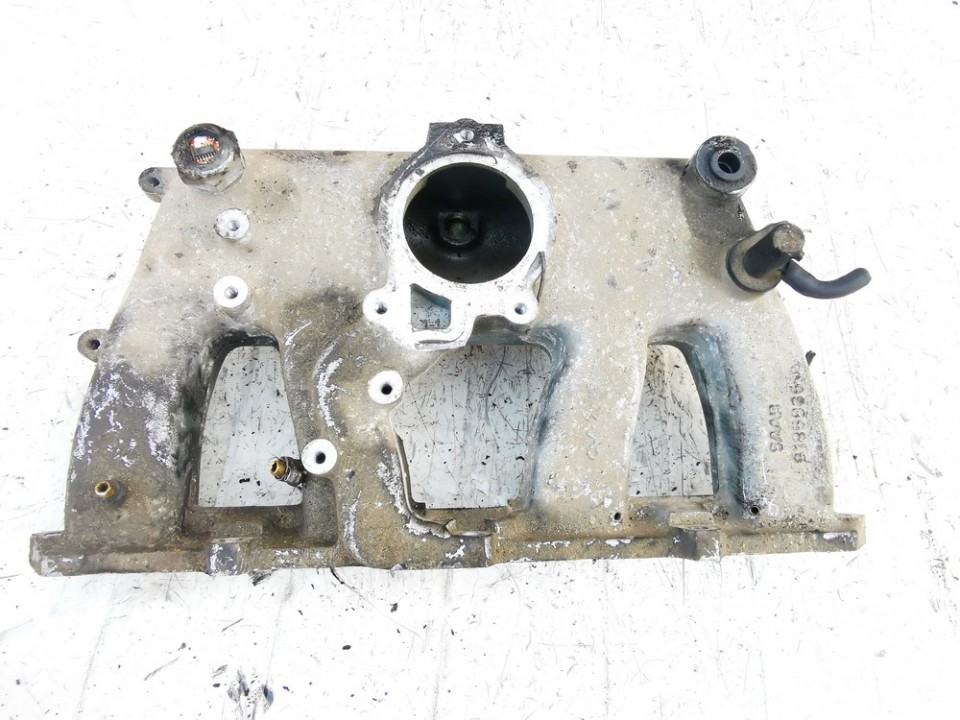 9185836 SAAB 9-5 1998 Isiurbimo kolektorius