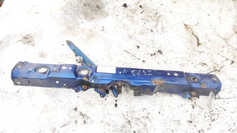 Toyota Yaris Verso 2000 Television runko