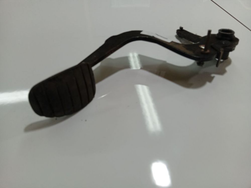 Renault Laguna 2009 Clutch pedal