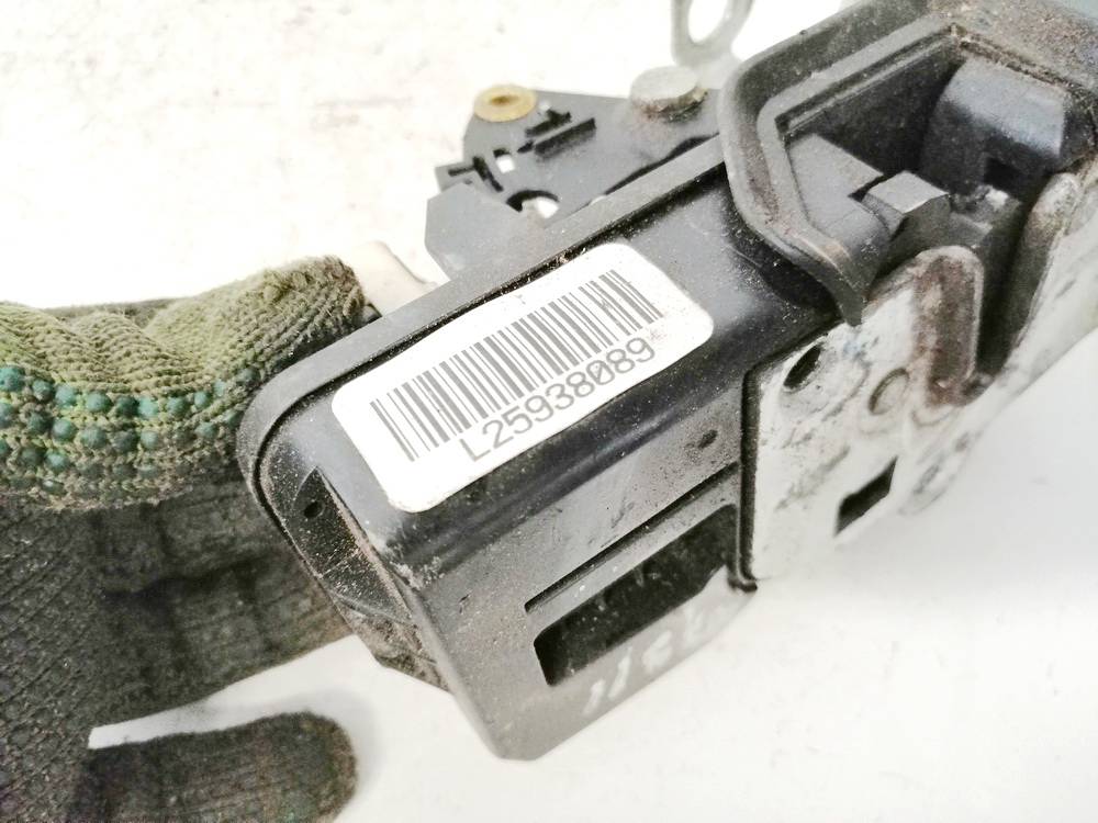 L25938089 Chevrolet Cobalt 2010 Door Locks - Thumbnail 3