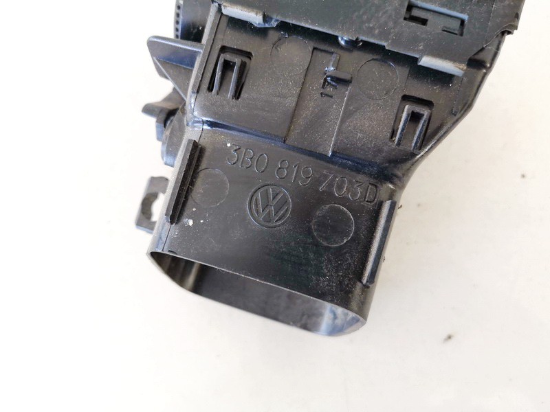 3B0819703D Volkswagen Passat 2000 Dash Vent (Air Vent Grille) - Thumbnail 3