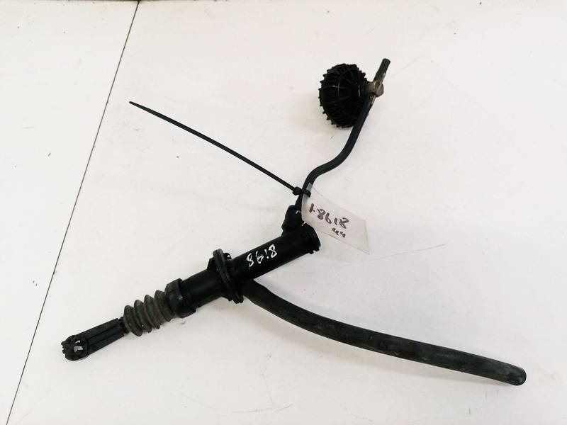 8200151770 Renault Megane 2005 Master clutch cylinder