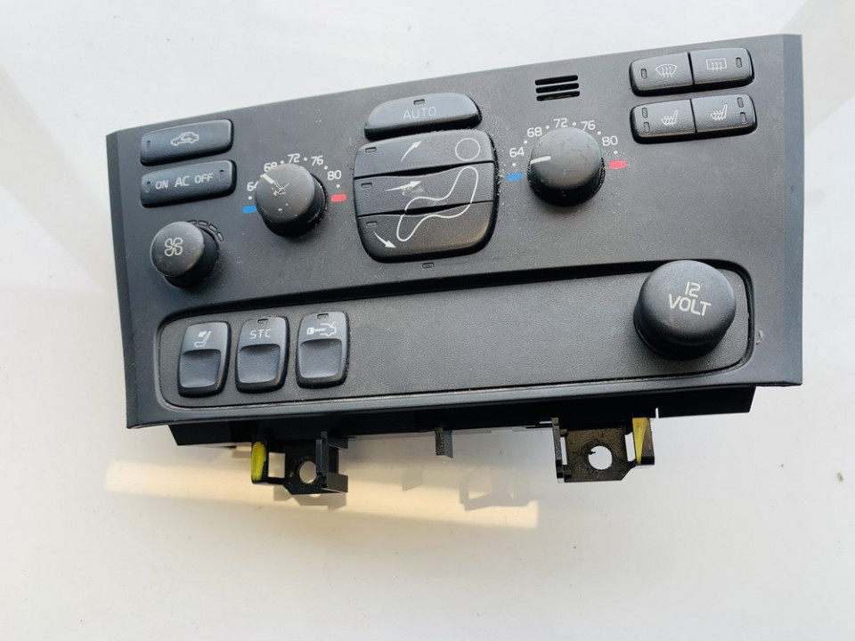 8691878 used Climate Control Panel (heater control switches) Volvo S60