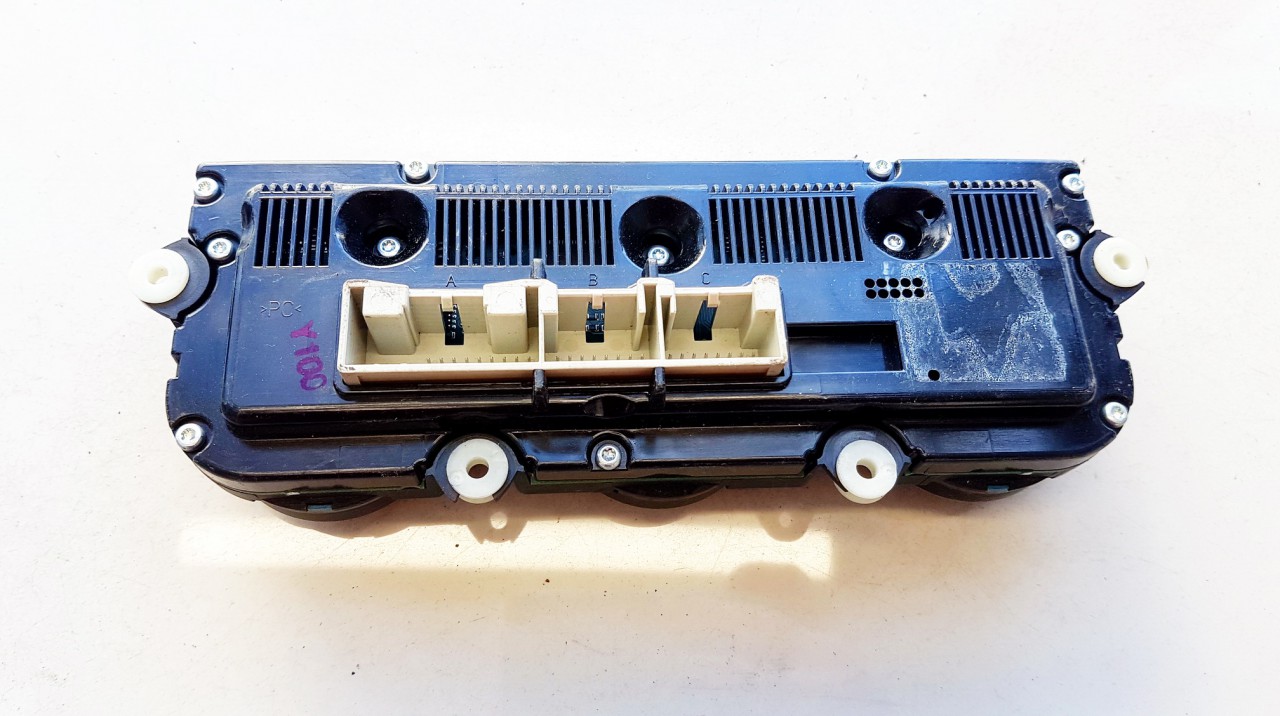 74641451 Volkswagen Golf 2006 Climate Control Panel (heater control switches) - Thumbnail 2