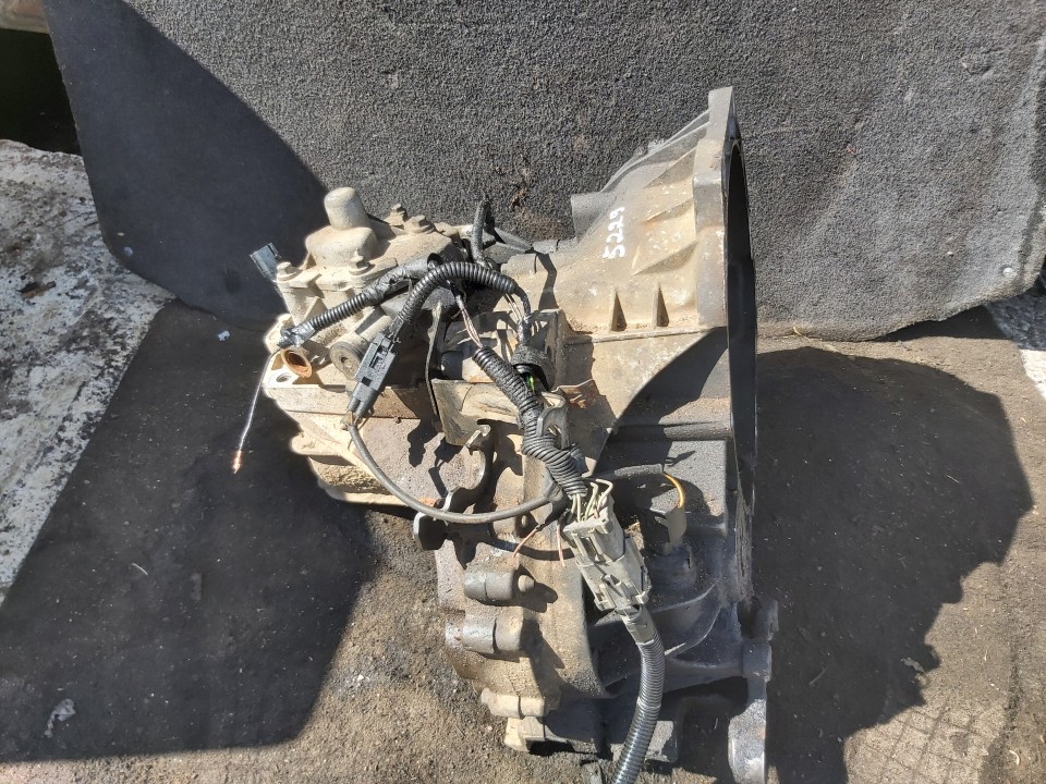 XS4R7F096CA Ford Focus 2002 Ātrumkārba