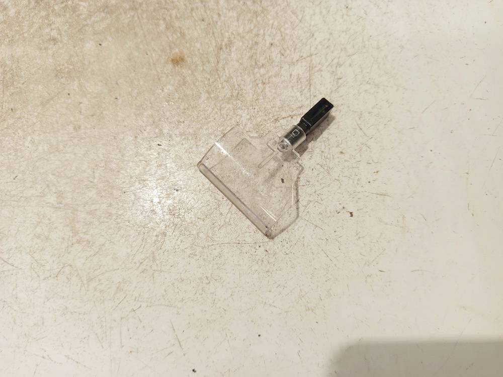 4B0919063A Audi A6 2002 Salono lemputė