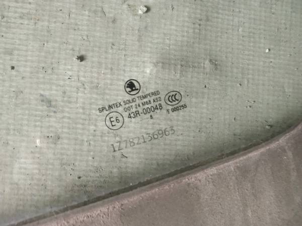 AS2 Skoda Octavia 2008 Боковое окно - передний левый - Thumbnail 2