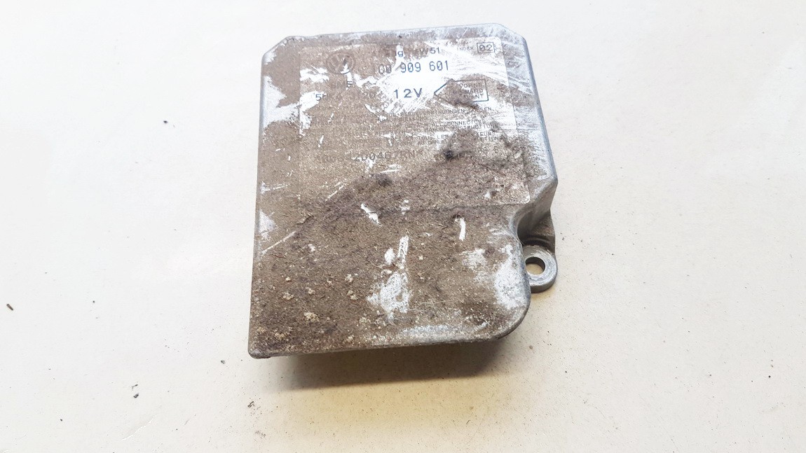 1C0909601 Skoda Octavia 2002 Airbag crash sensors module