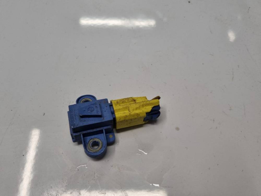 1K0955557A Skoda Octavia 2006 Srs Airbag crash sensor