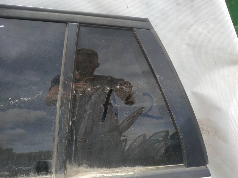 AS2 Mercedes-Benz C-CLASS 2008 Ventanilla de ventilación de la puerta trasera - TRASERO IZQUIERDO