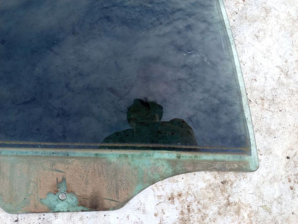 43R00082 Opel Vectra 2004 LUNA TRASERA DERECHA, 
Luna de la puerta trasera - ABAJO A LA DERECHA - Thumbnail 3