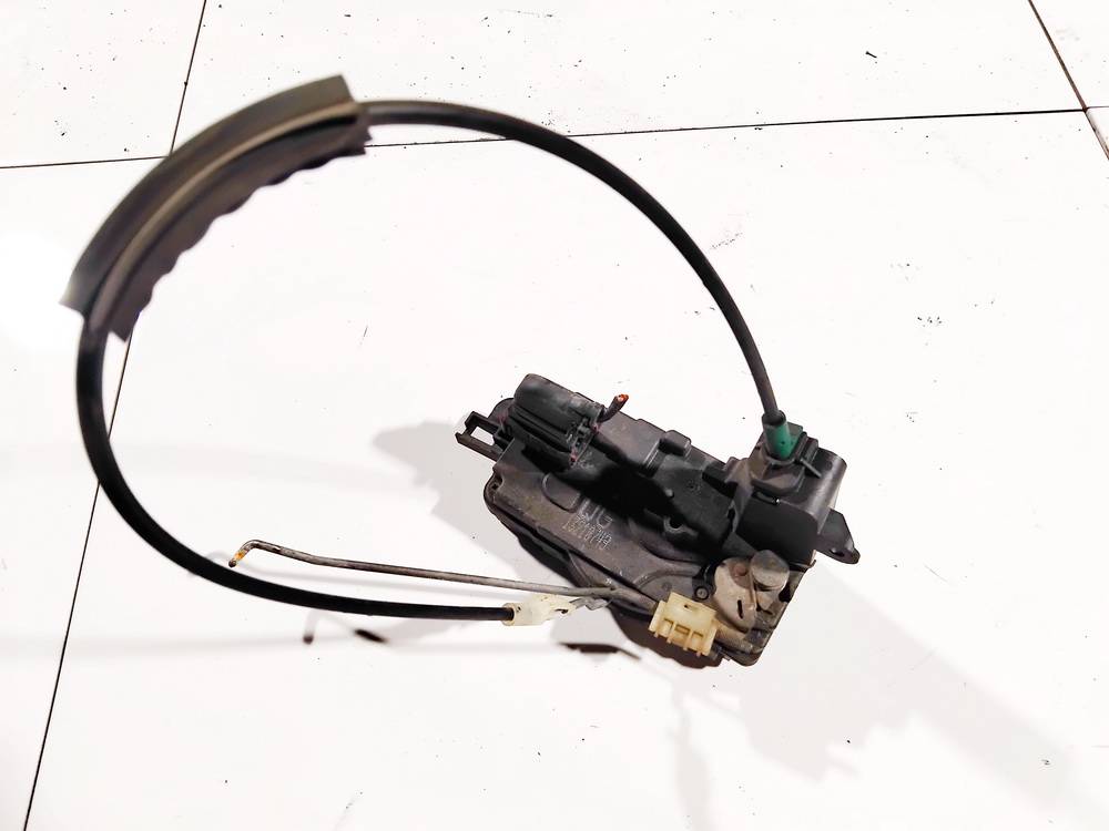 13210749 Opel Astra 2006 Door Lock Mechanism - FRONT RIGHT