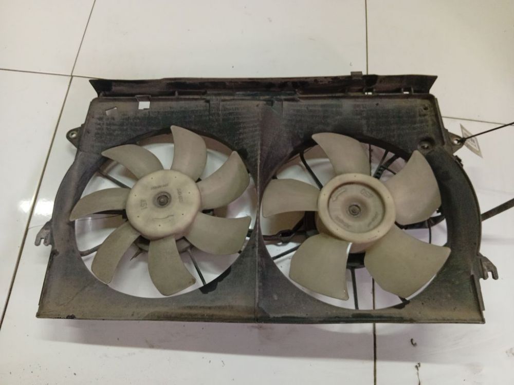 1636327040 Toyota Corolla Verso 2003 Diffuser, Radiator Fan