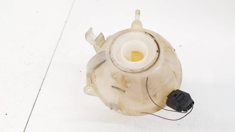 1K0121407A Volkswagen Golf 2006 Expansion Tank coolant (RADIATOR EXPANSION TANK BOTTLE )