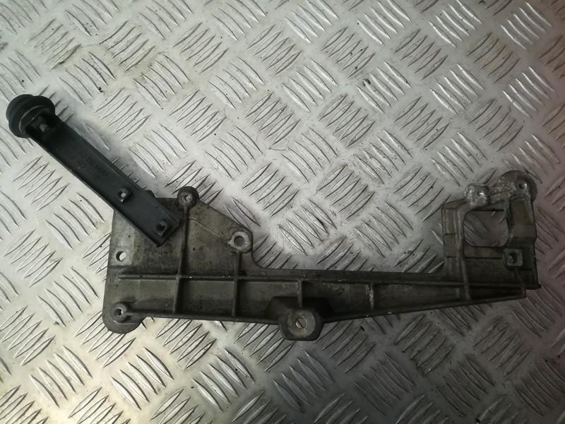 03G131159 Audi A3 2007 Wspornik silnika