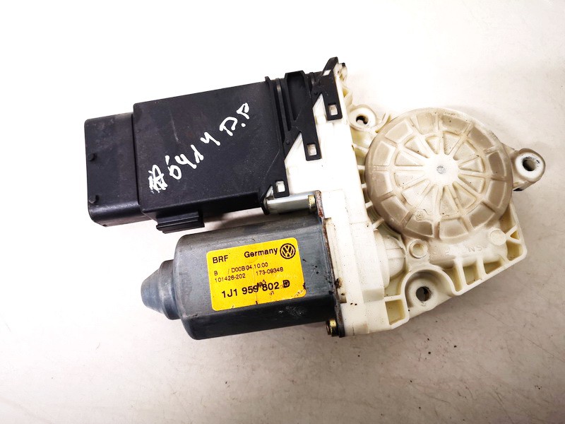 1J1959802D Volkswagen Bora 2001 Window Motor - FRONT RIGHT