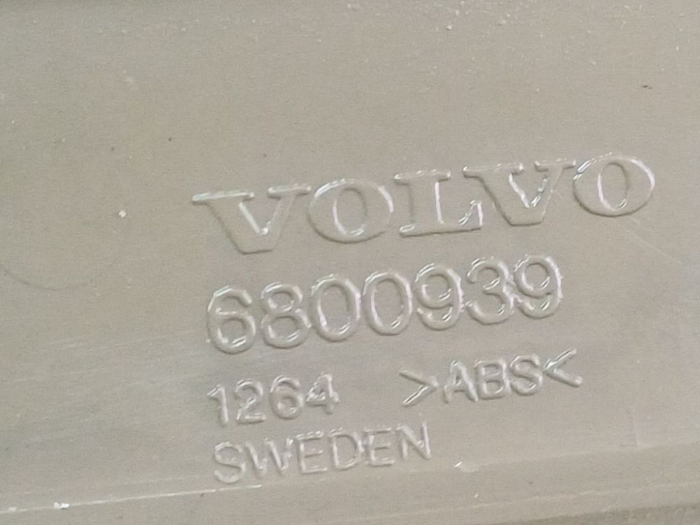 6800939 Volvo V70 1997 Interior trim - Thumbnail 4