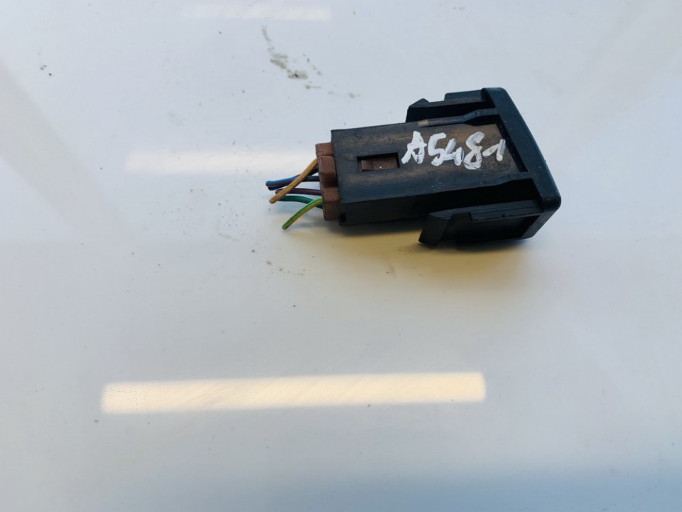 Subaru Forester 1999 Otros interruptores-perillas-selectores - Thumbnail 3