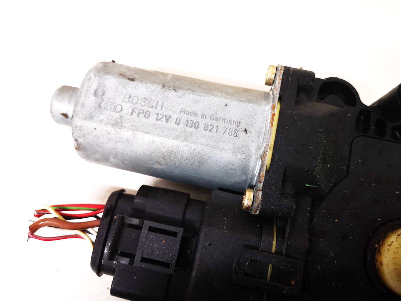 0130821786 Audi A4 1999 Silnik podnośnika szyby drzwi - PRZEDNIE LEWE - Thumbnail 3