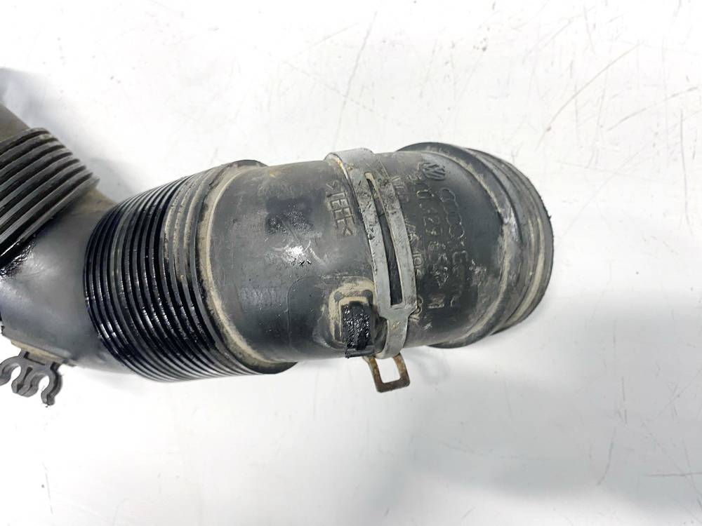 3C0129654M Skoda Octavia 2013 Intake Hose (Air HOSE)(Air Pipe) - Thumbnail 2