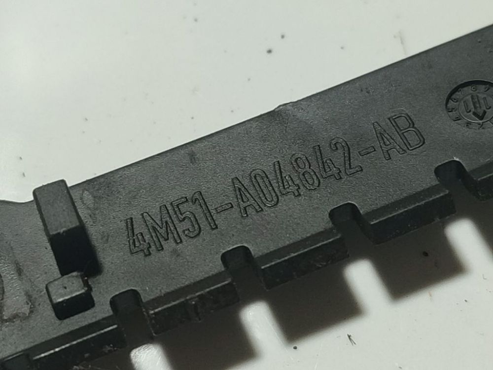 4M51A04842AB Ford Focus 2011 Innenausstattung - Thumbnail 4