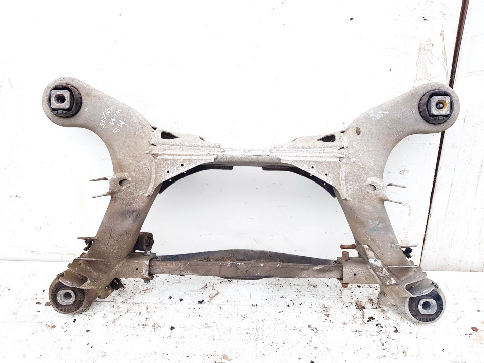 Mercedes-Benz E-CLASS 2004 Pont Axial Arrière Avec Moyeux Supports Broche