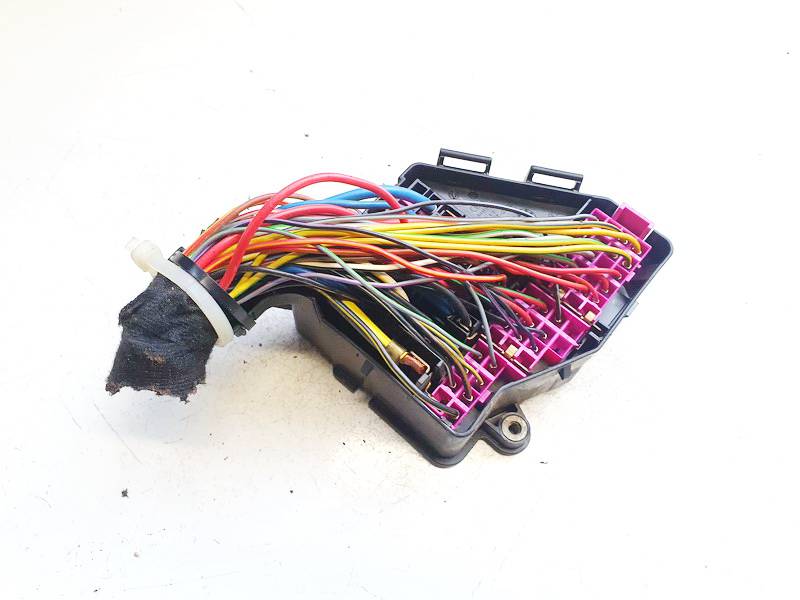 8D1941824 Volkswagen Golf 1999 Fuse box - Thumbnail 3