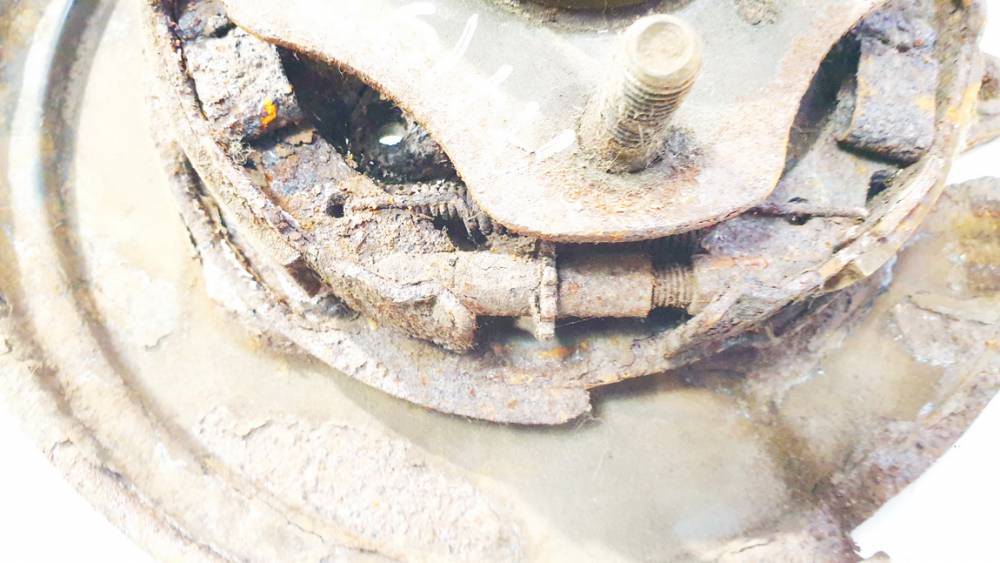 Toyota Yaris Verso 2002 Rankinio stabdzio mechanizmas