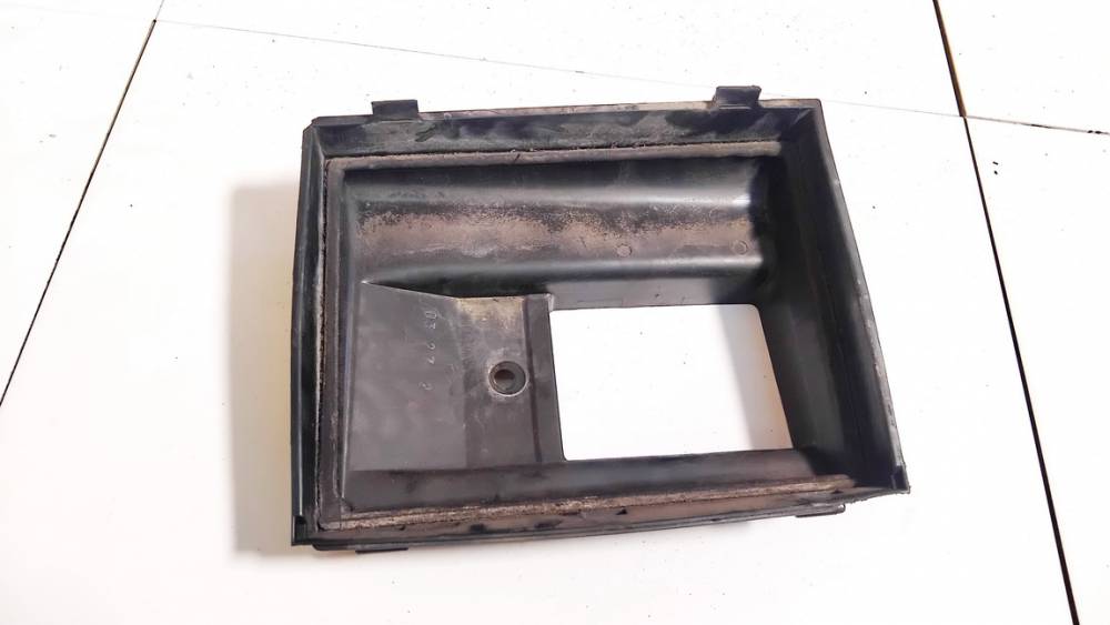 1J1819640B Audi A3 2001 Air Intake Panel - Thumbnail 2